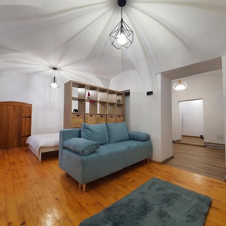 Lucasi Apartament Sibiu Esterno foto