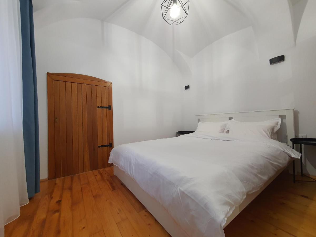 Lucasi Apartament Sibiu Esterno foto