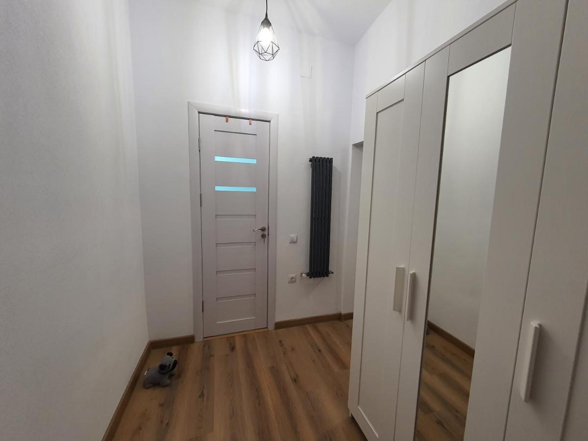 Lucasi Apartament Sibiu Esterno foto